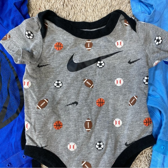 3 Nike Onesies, Infant Size 3 Months - Picture 3 of 10